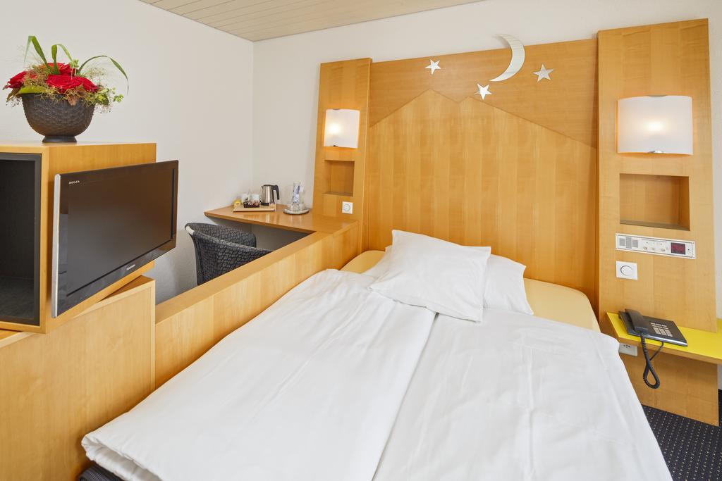 Stella Swiss Quality Hotel Интерлакен Экстерьер фото
